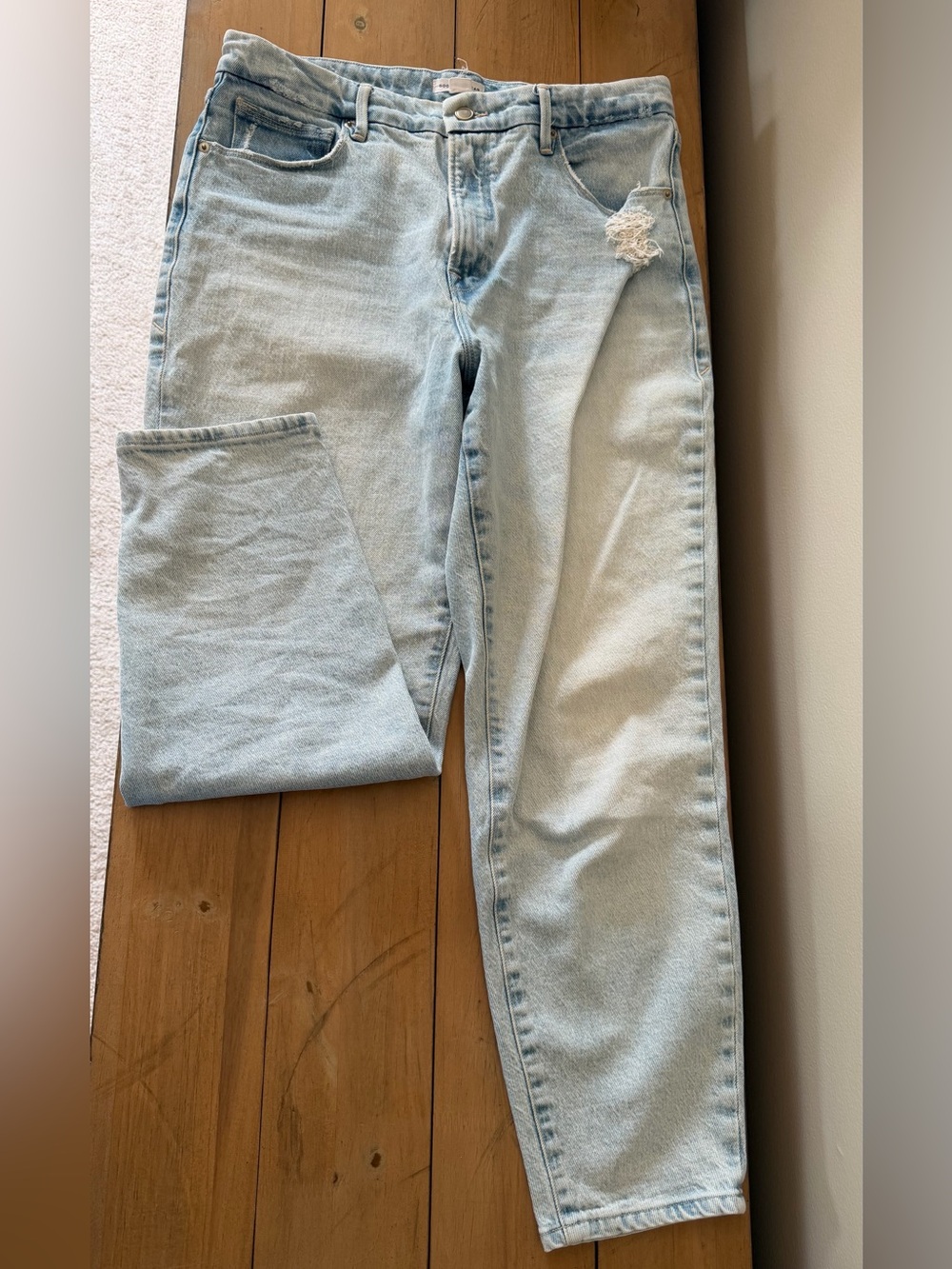 Good American Light Blue High-Rise Jeans